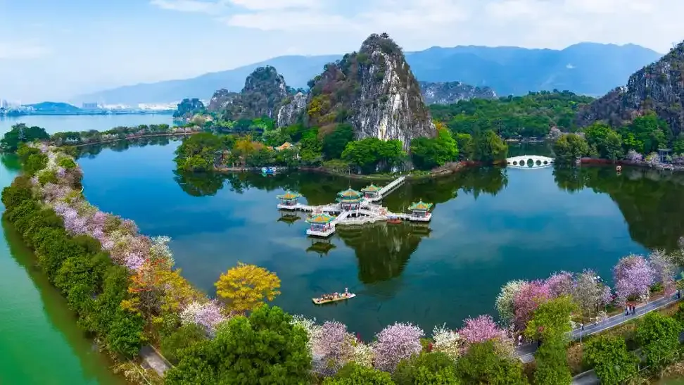 江門 🚌 肇慶（星湖景區·七星岩牌坊·端州古城牆） 行程圖片 1