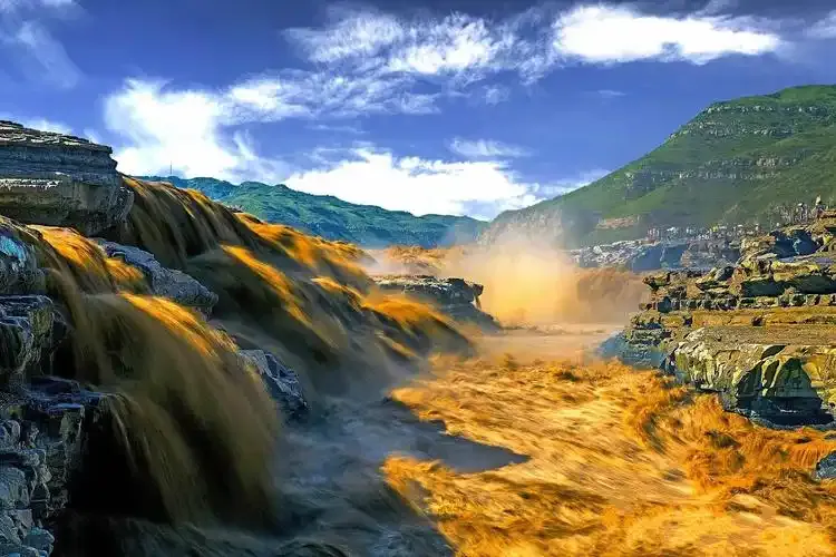 臨汾 ⭢ 壺口瀑布 ⭢ 張壁古堡 ⭢ 平遙 行程圖片 1