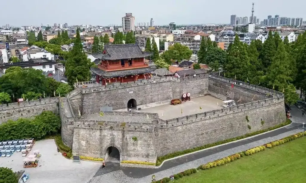 武漢 ⭢ 天門（陸羽故園）⭢ 荊州（古城牆）⭢ 常德（德國風情小鎮） 行程圖片 2